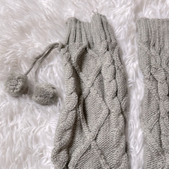 Grey - Cable knit socks with pom poms - Picture 8 of 9